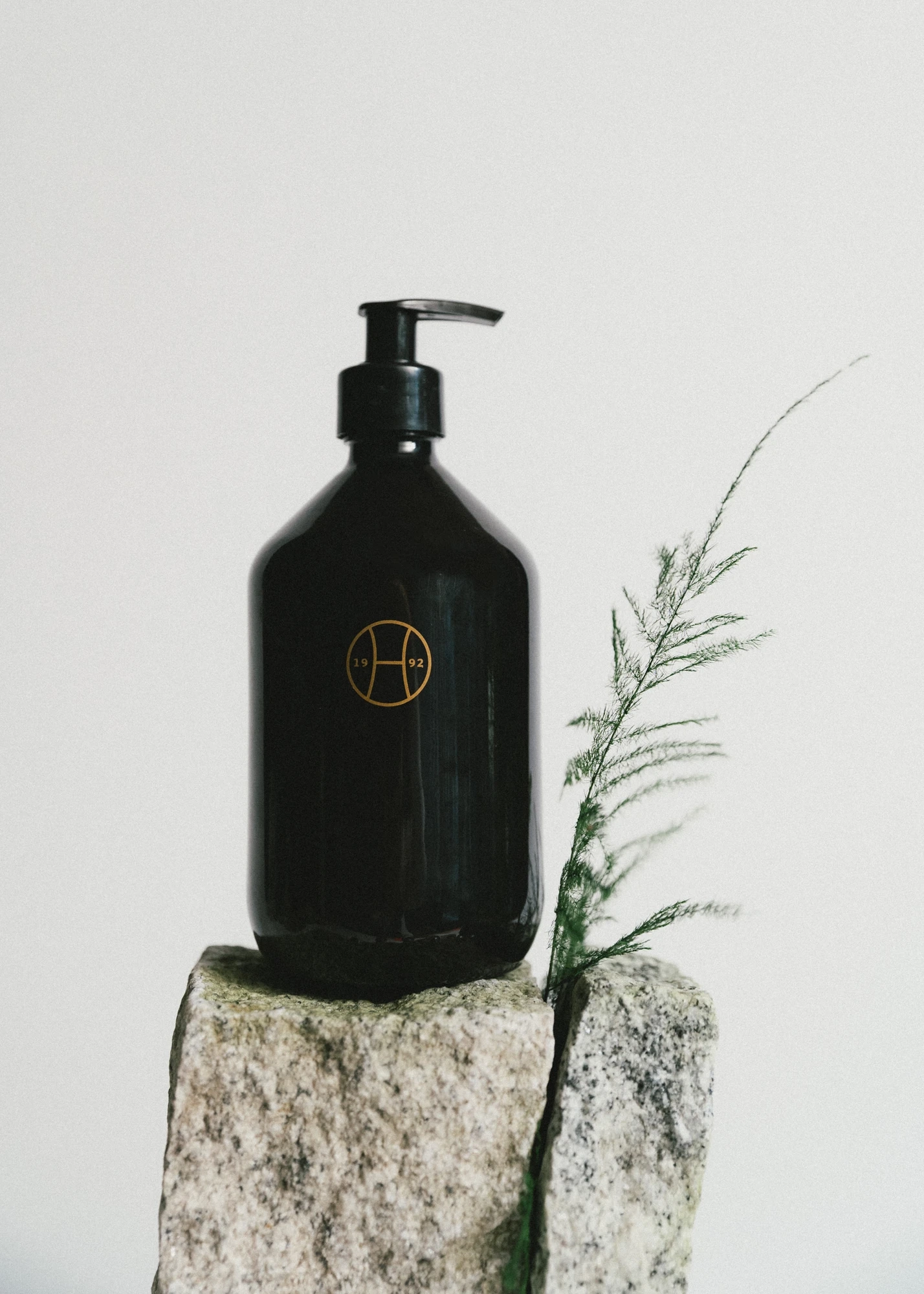 Alternative Image Perfumer H Rain Wood Body Lotion