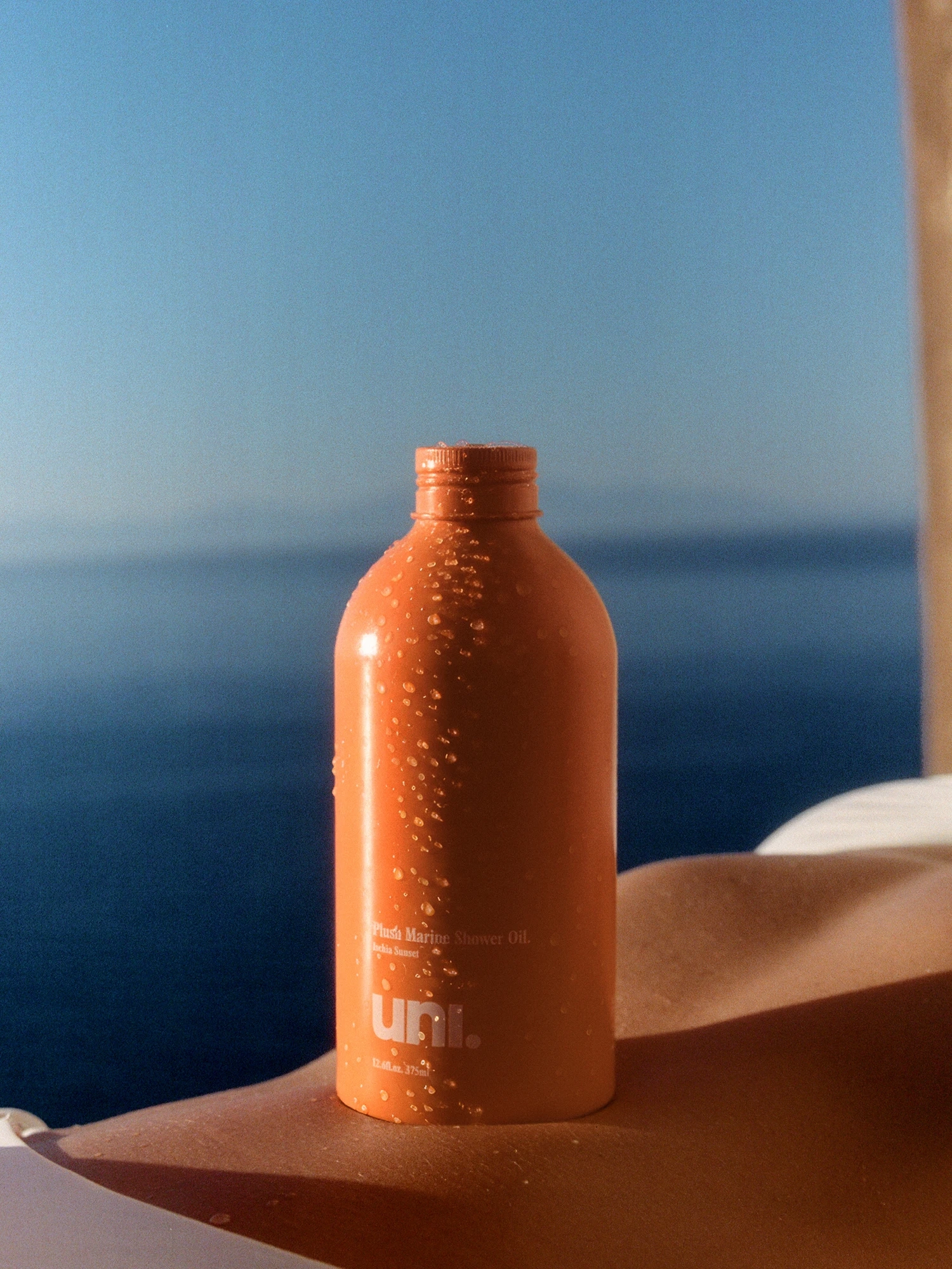 Alternative Image Uni Plush Marine Shower Oil