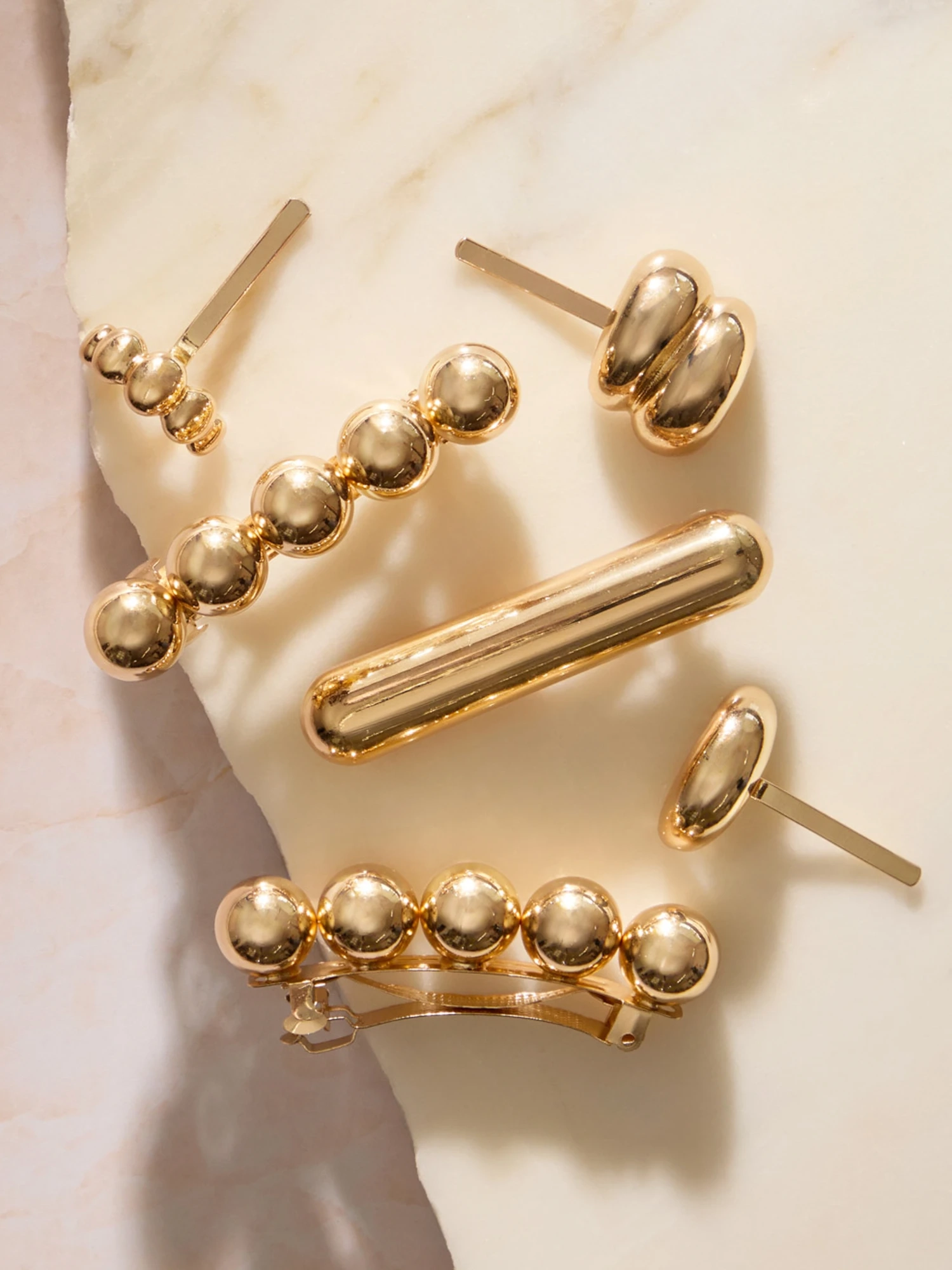Alternative Image Kitsch Metal Barrette
