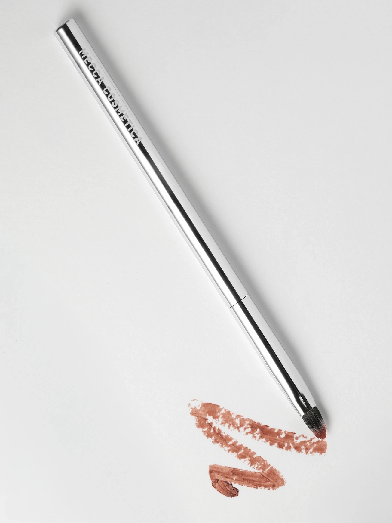 Alternative Image MECCACOSMETICA Flat Lip Brush