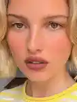 Alternative Image VIOLETT E_ FR Bisou Balm