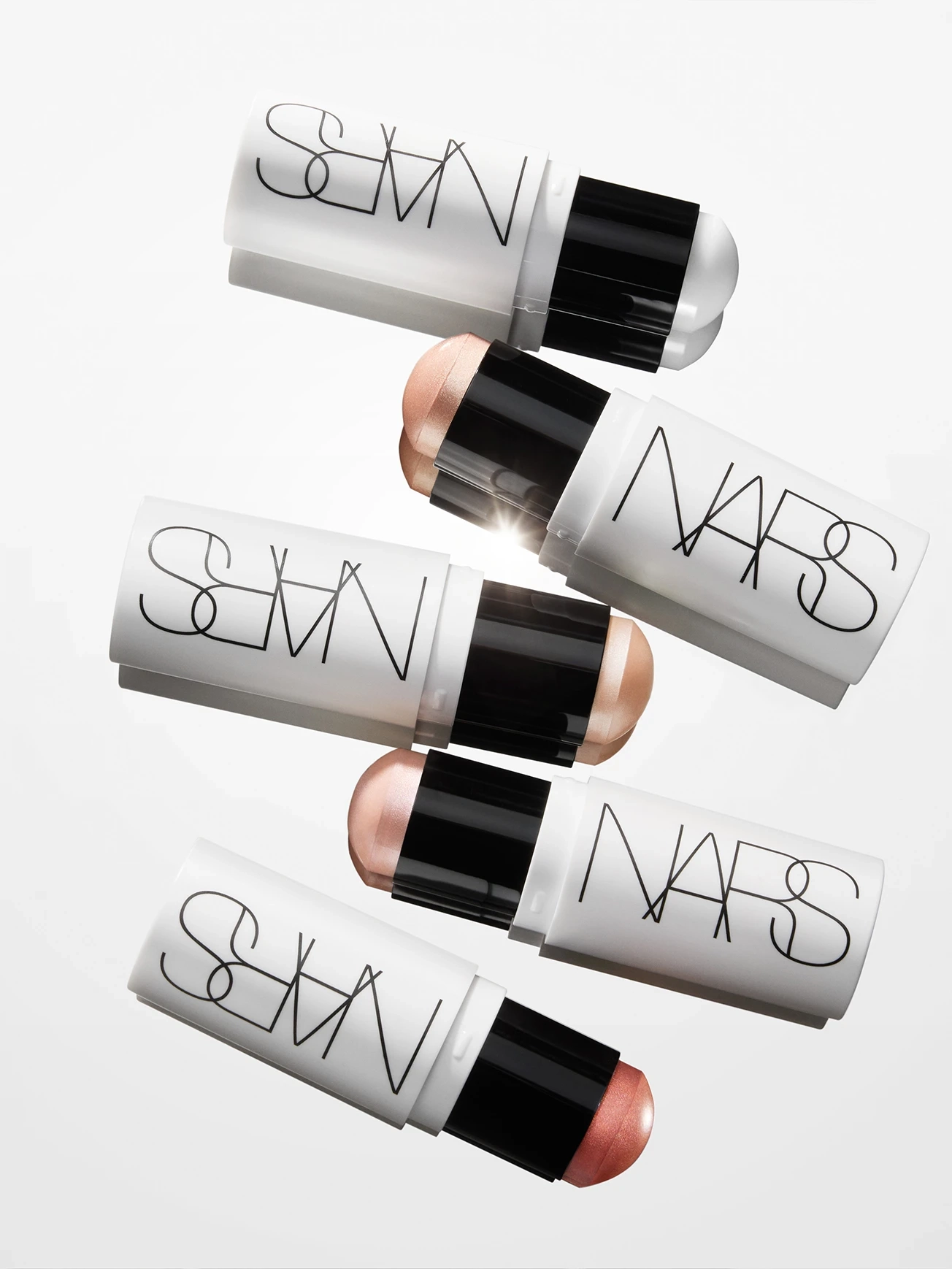 Alternative Image NARS Light Reflecting Luminizing Stick