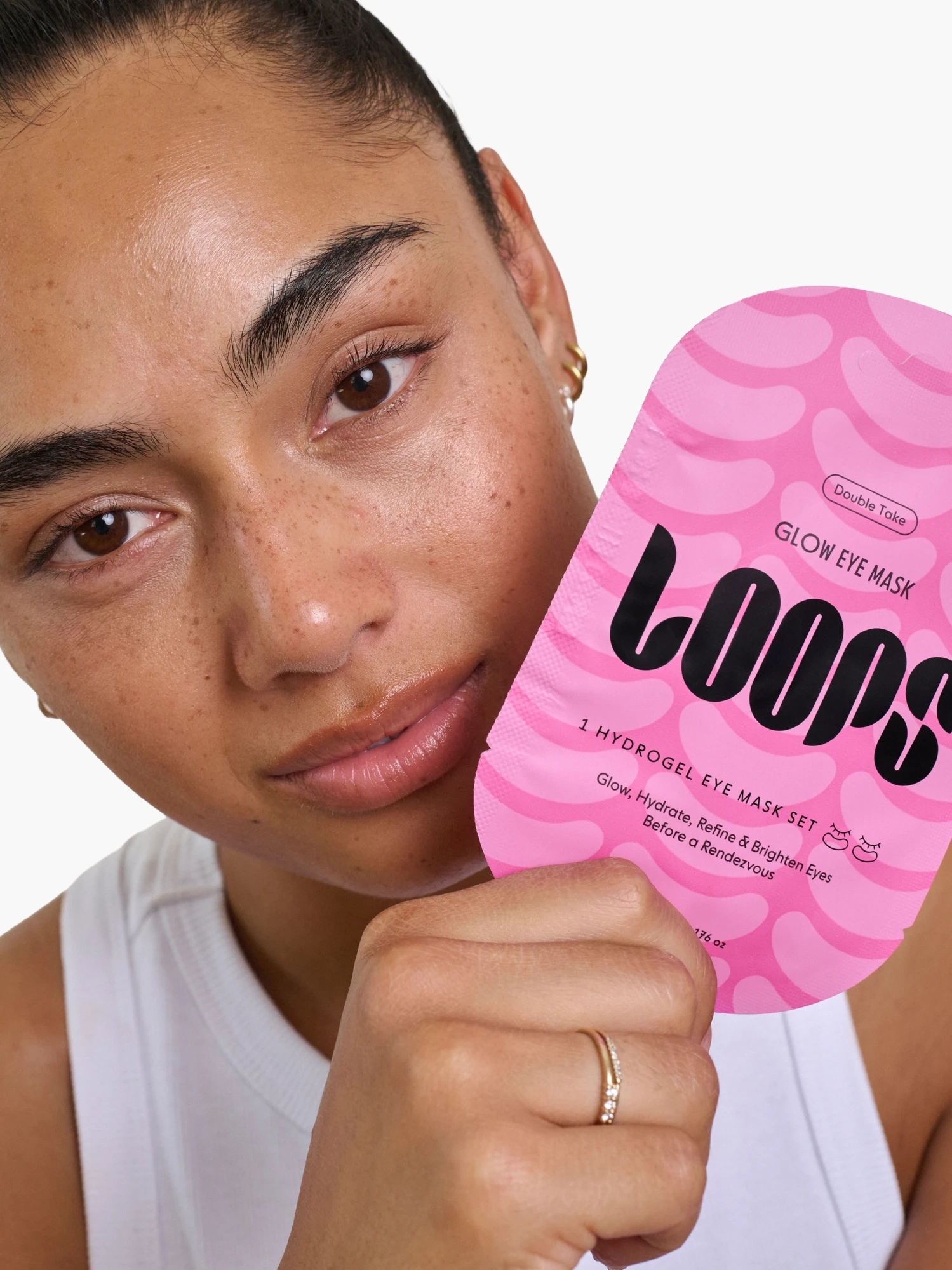 Alternative Image LOOPS Double Take Glow Hydrogel Eye Mask Single