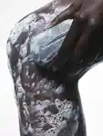 Alternative Image HUMANRACE Energy Channeling Charcoal Body Bar
