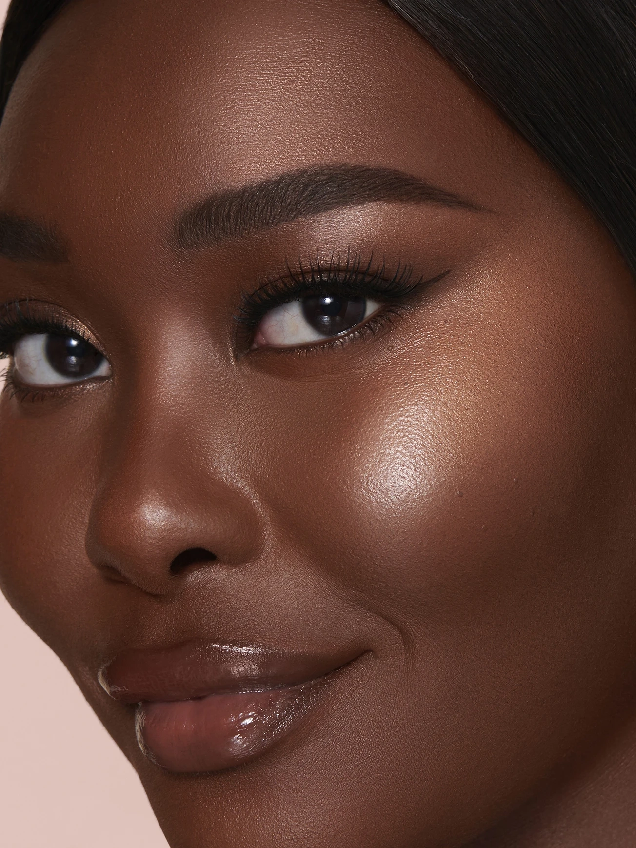 Alternative Image Charlotte Tilbury Pillow Talk Iconic Lip+ Cheek Kit