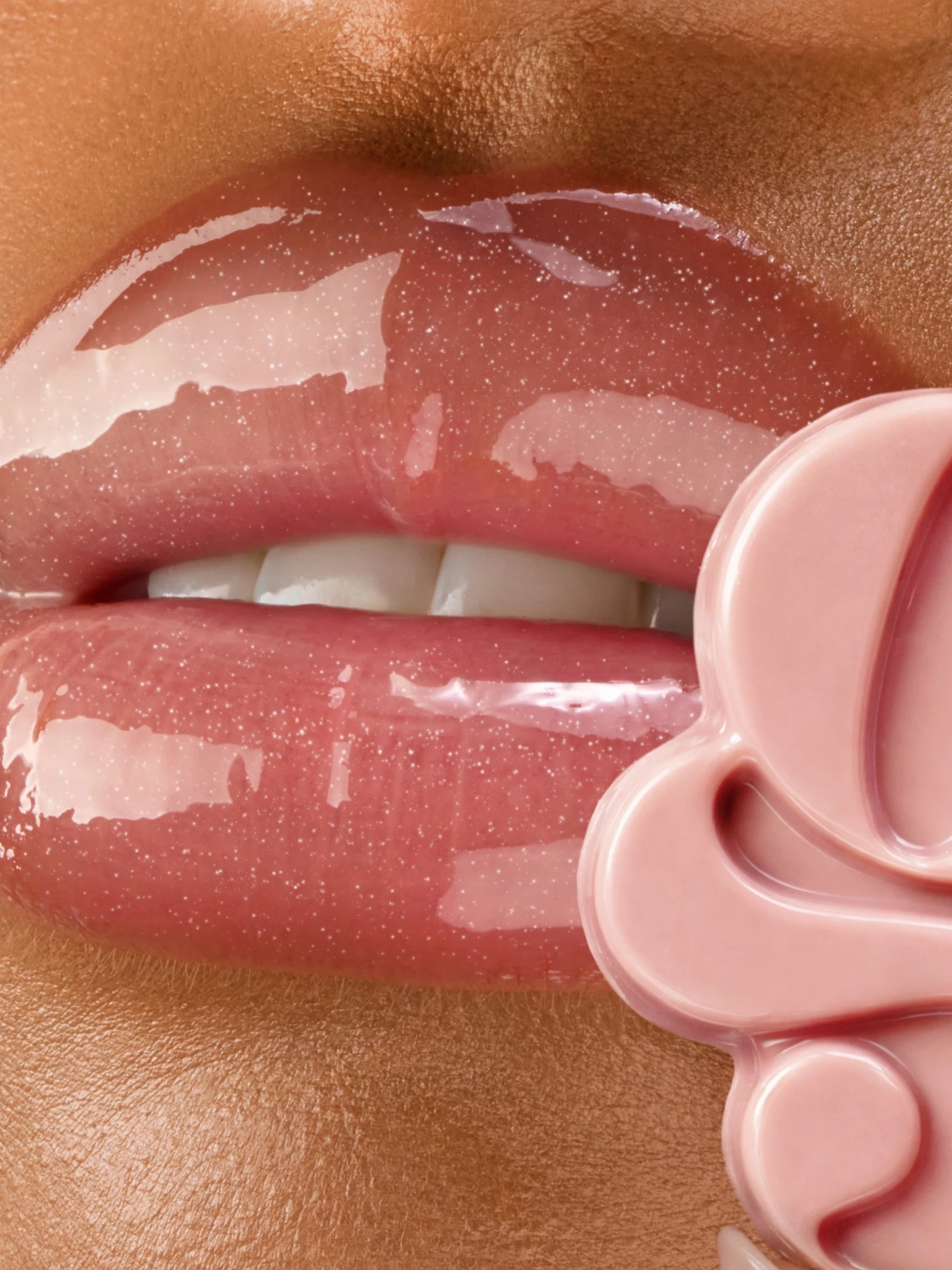 Alternative Image Gisou Honey Infused Lip Oil Pink Praline