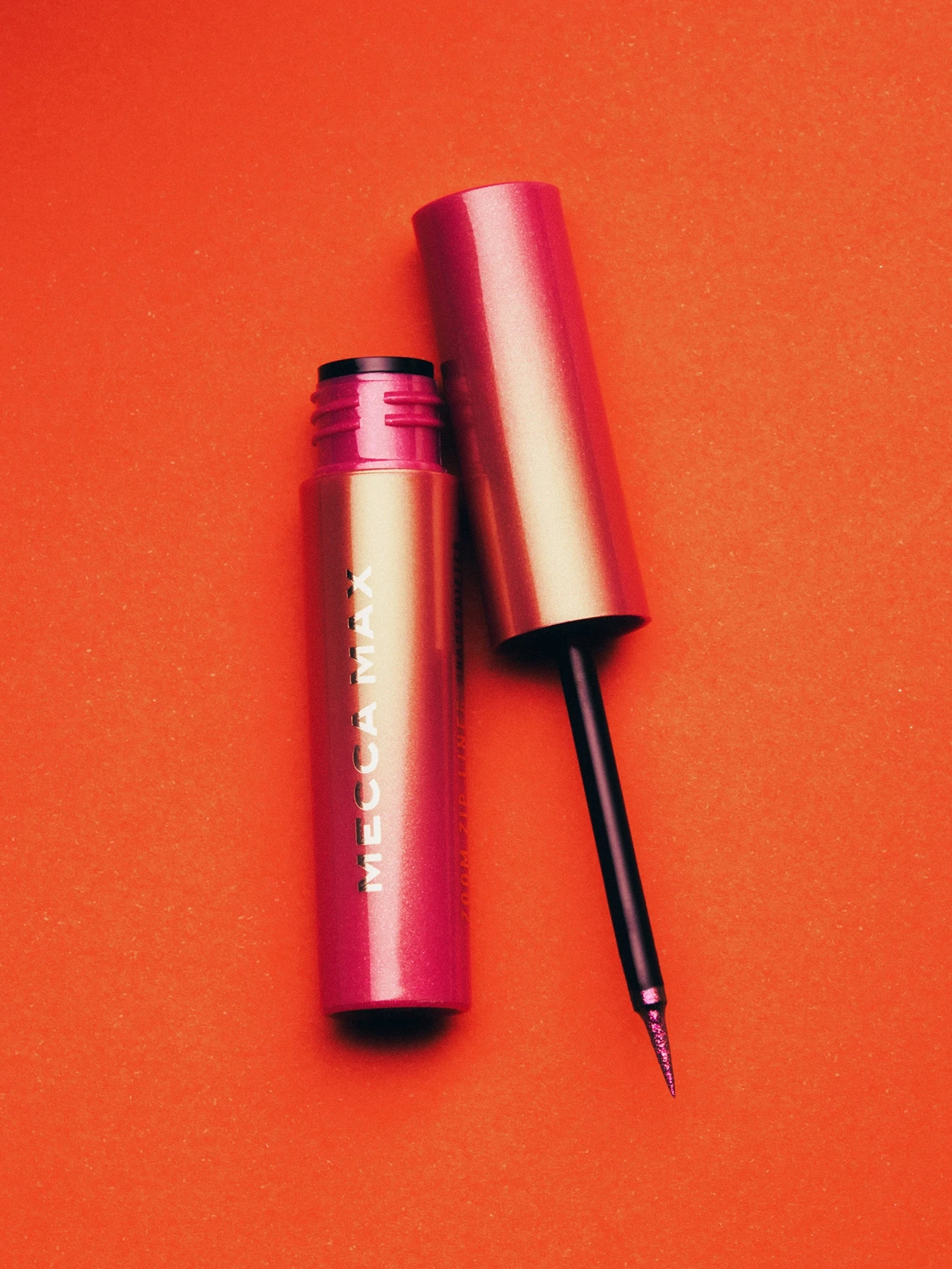 Alternative Image MECCAMAX Shadeshifter Metallic Zoom Zip Linr Liquid Eyeliner