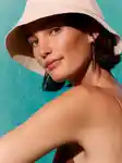 After Sun Care Thumbnail Portrait 3x4