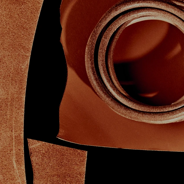 fragrance-header-banner-4-woody-april-2026-1x1.jpg