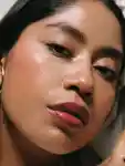 hidden-gems-shoppable-content-cycler-makeup-3x4.png