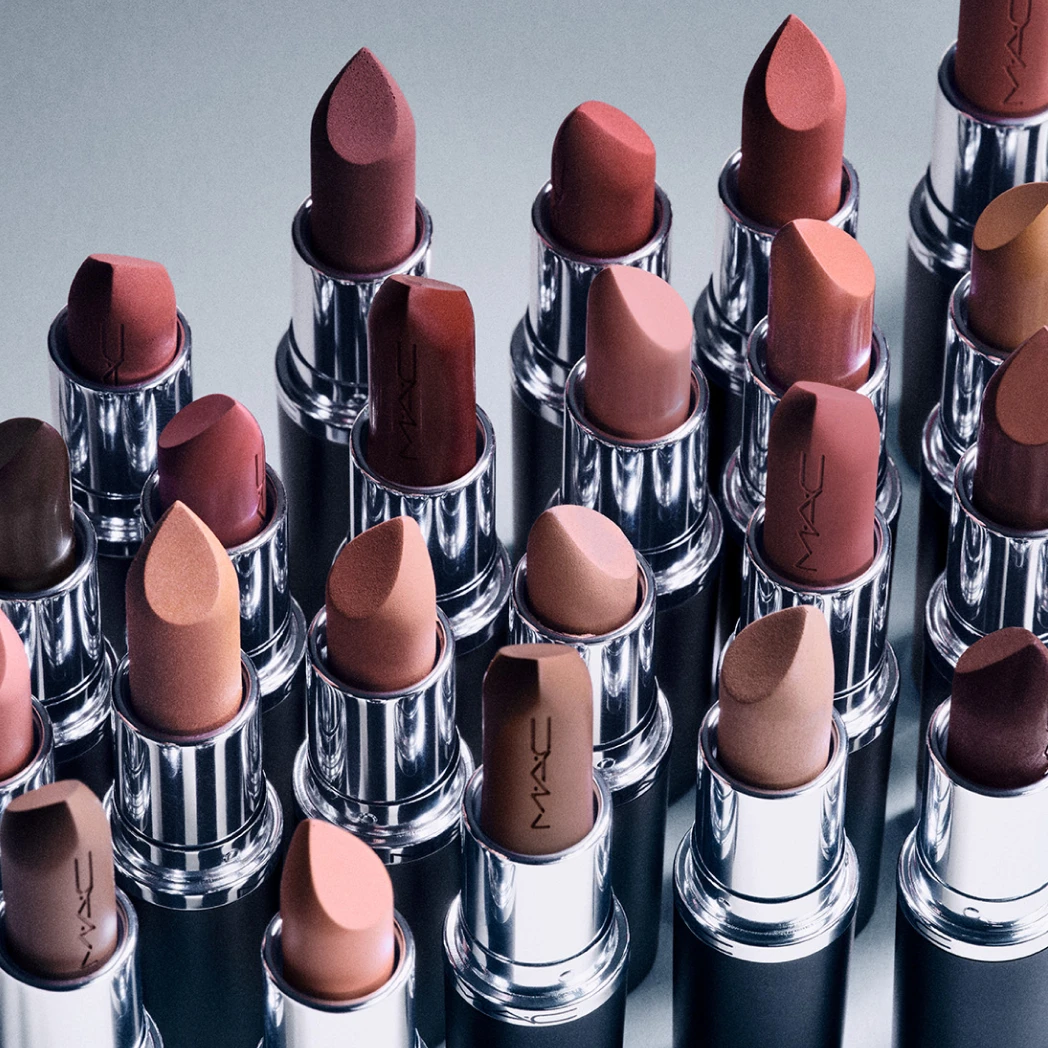 mac-cosmetics-nav-tiles-lips-1x1.jpg