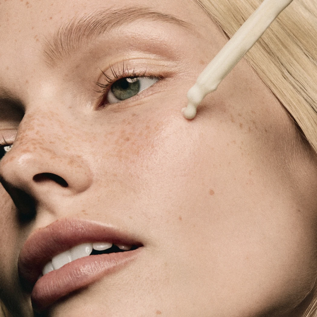 makeup-nav-tiles-march-26-complexion-1x1.jpg