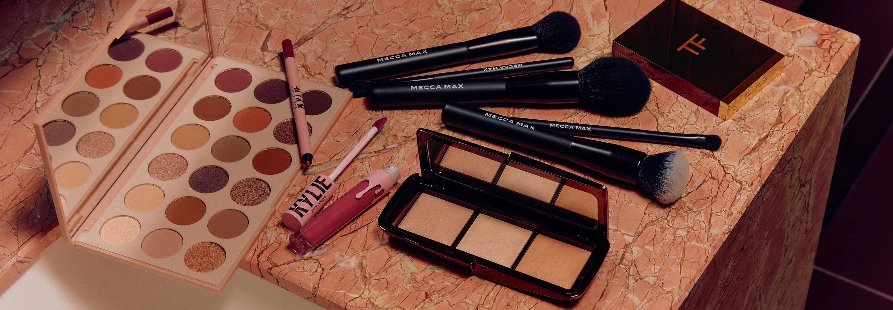 Makeup Palettes Header Banner May24