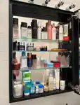 https://contenthub-delivery.mecca.com/api/public/content/memo-beauty-routine-fara-homidi-phlur-portrait-3x4-UKnDbiRfQZuOA2wfayKp7w.jpg?v=5423b481