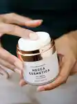 https://contenthub-delivery.mecca.com/api/public/content/memo-best-face-moisturisers-portrait-3x4---1-GT2LW90KTEGUo3kfZpOvKg.jpg?v=5a15f7bf