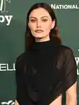 https://contenthub-delivery.mecca.com/api/public/content/memo-collectiva-phoebe-tonkin-interview-2024-portrait-3x4---9-8kg7HGijQPCZhiMwgYubQ.jpg?v=3d80fdc9