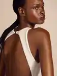 Memo How To Use Body Shimmer Thumbnail Portrait 3x4
