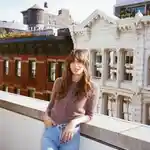 memo-violette-paris-travel-guide-thumbnail-square-1x1.jpg