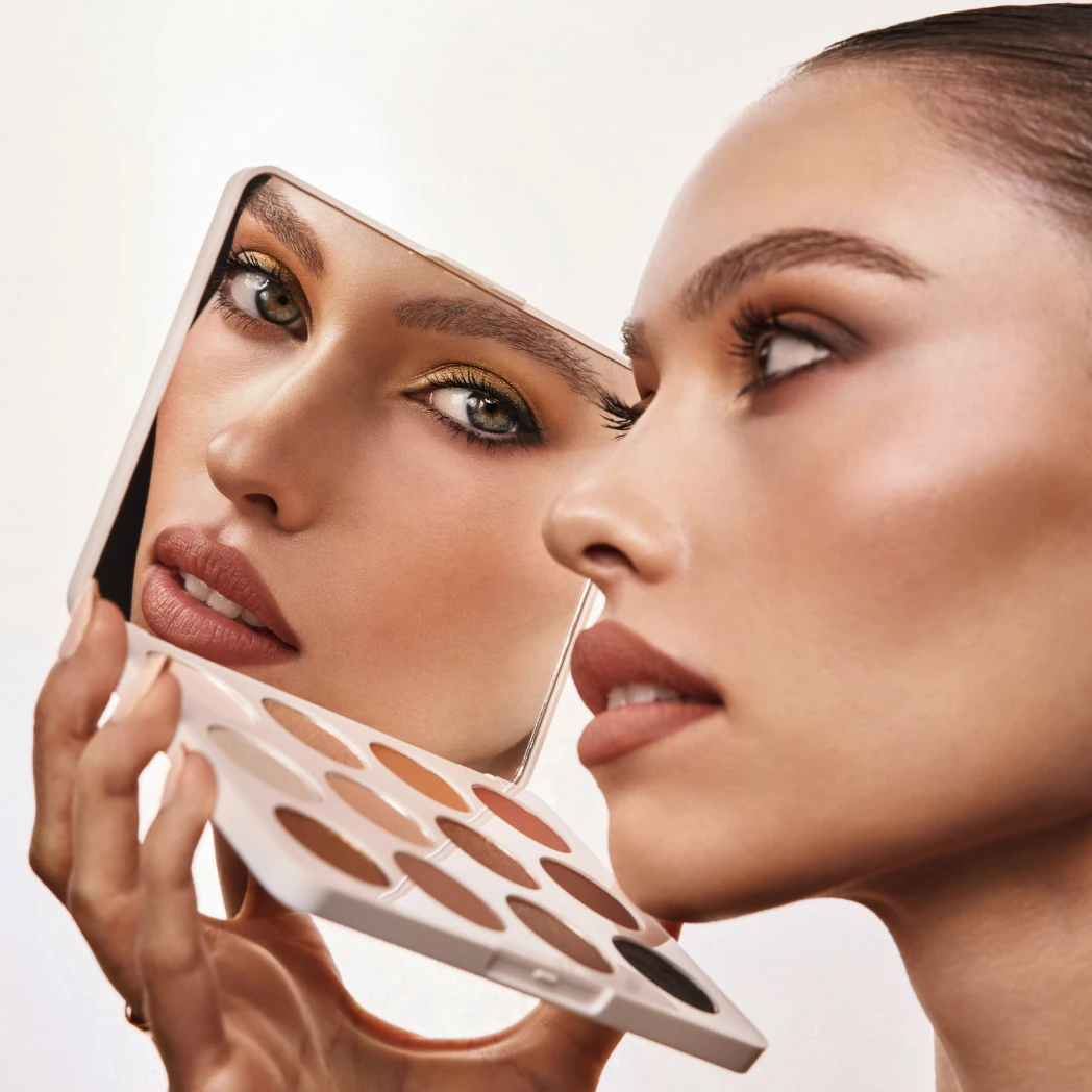 morphe-nav-tile-eyes-jul25-1x1.jpg