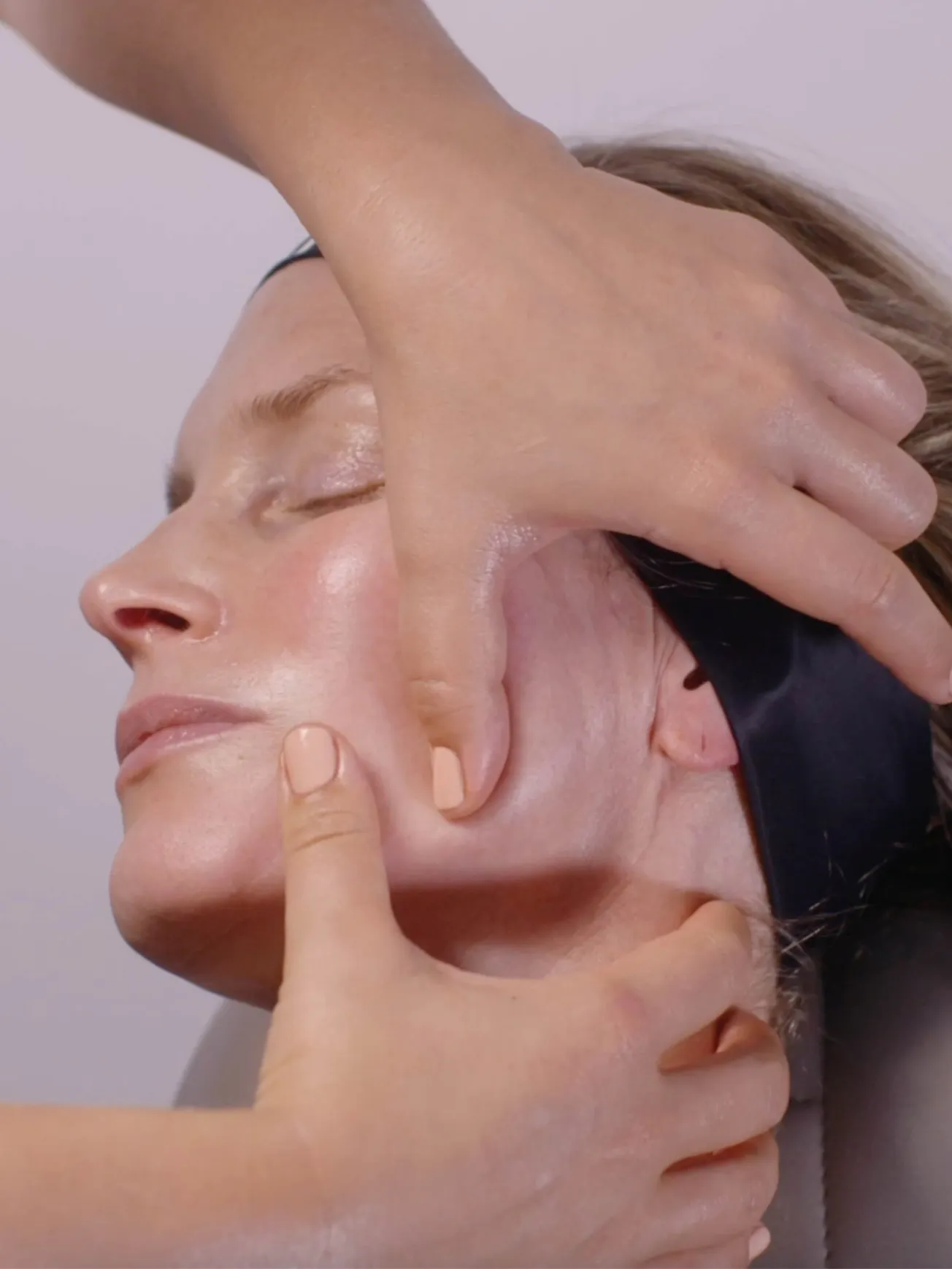 FaceGym Signature Hands ($150 non-redeemable) Mecca