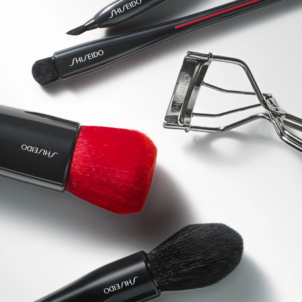 shiseido-nav-tiles-brushes-tools-1x1.jpg