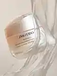 shiseido-skin-franchises-content-cycler-benefiance-3x4.jpg