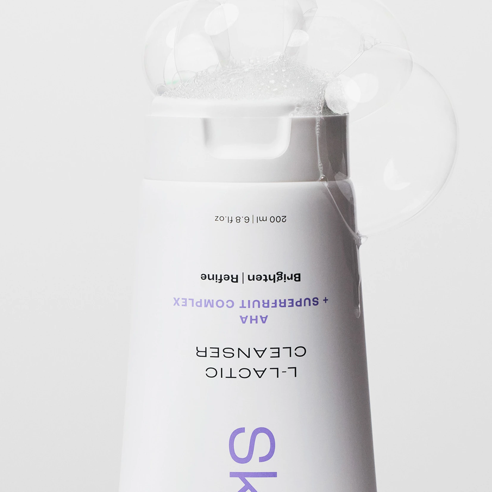 skinstitut-header-banner-cleansers-may-26-1x1.jpg