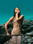 victoria-beckham-beauty-fragrance-cycler-portofino-97-oct-25-3x4.jpg