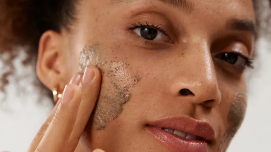 The benefits of enzymes for skin | MECCA Memo